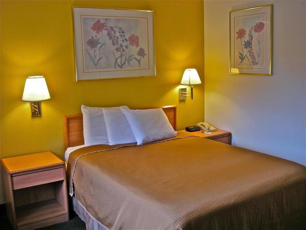 Travelodge By Wyndham Pendleton Or Esterno foto