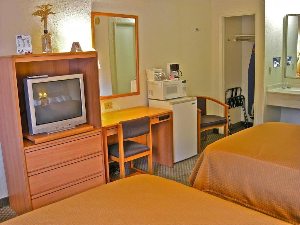 Travelodge By Wyndham Pendleton Or Esterno foto