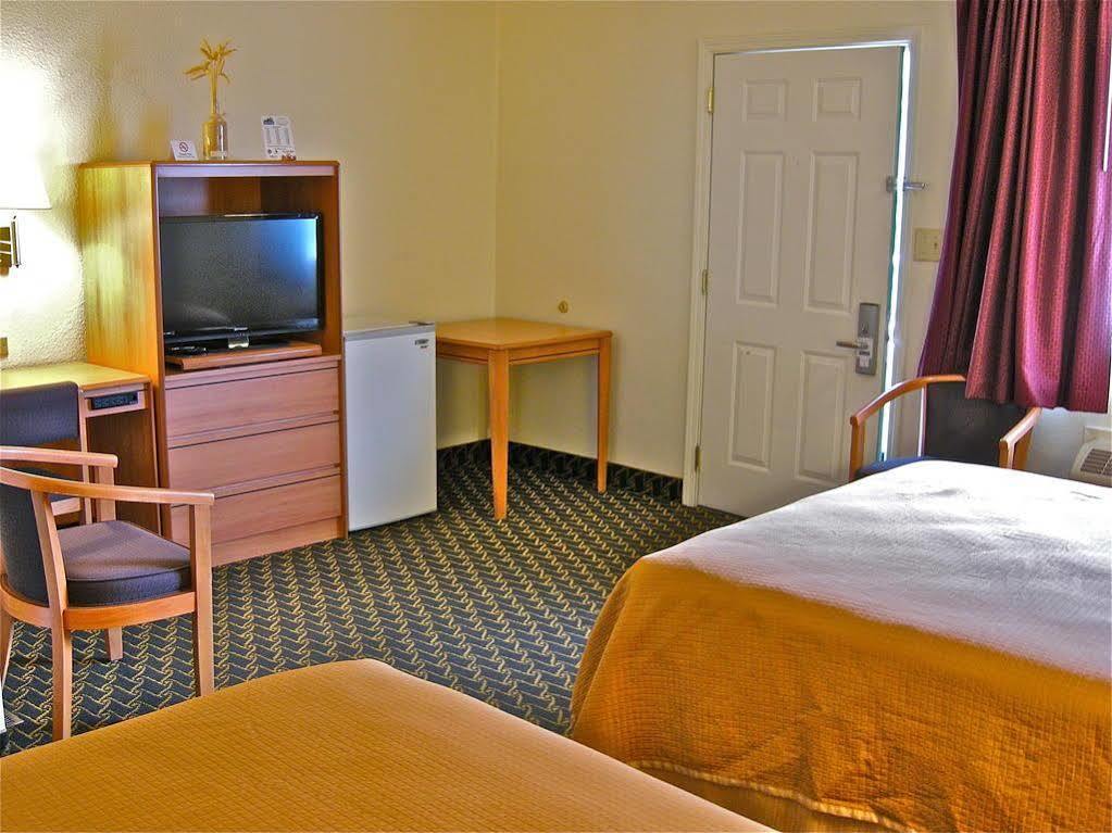 Travelodge By Wyndham Pendleton Or Esterno foto